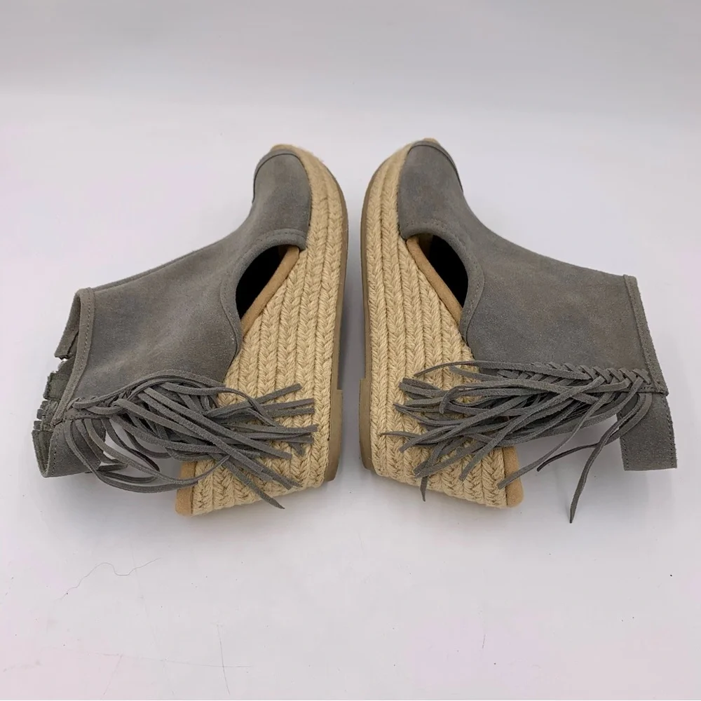 Minnetonka Blaire Wedge‎ Sandals Women Sz 10 Gray Suede Fringe Zip Festival Boho